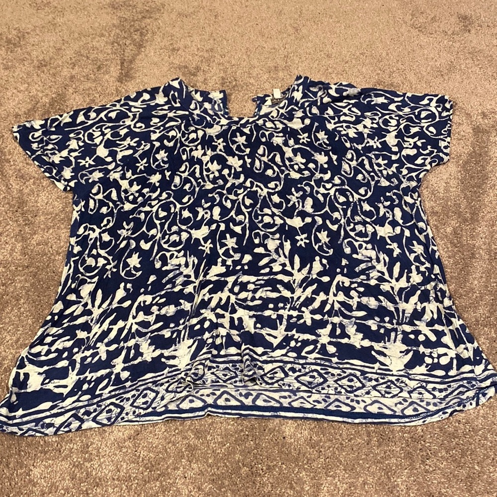 Lucky Brand Navy Blue White Boho Print Short Sleeve Blouse Top SIZE S - Picture 1 of 6
